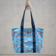 Load image into Gallery viewer, Duck Print Tote Bag