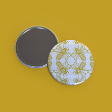 Load image into Gallery viewer, Bee Print Pocket Mirror