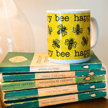 Load image into Gallery viewer, Bee Print Mug