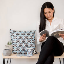 Load image into Gallery viewer, Raccoon Print Cushion