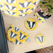 Load image into Gallery viewer, Badger print purse