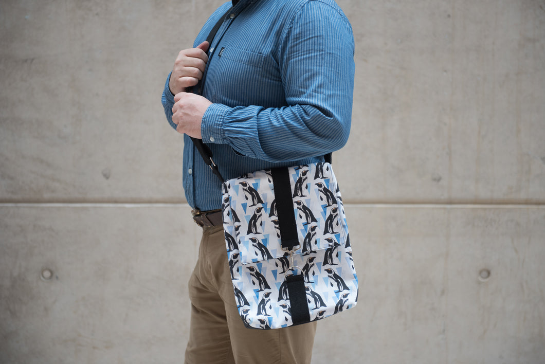 Penguin sales shoulder bag