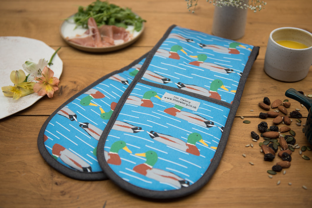 Duck Print Oven Gloves