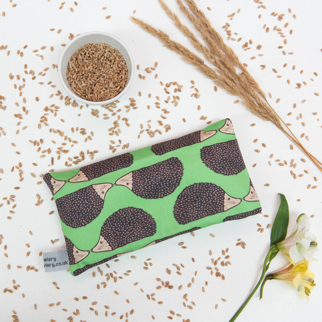 Hedgehog Print Wheat Pack