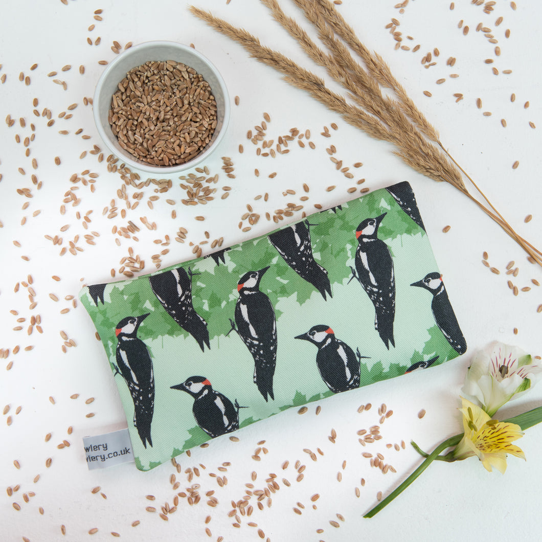 Woodpecker Print Wheat Pack