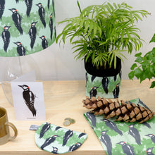 Load image into Gallery viewer, Woodpecker print purse
