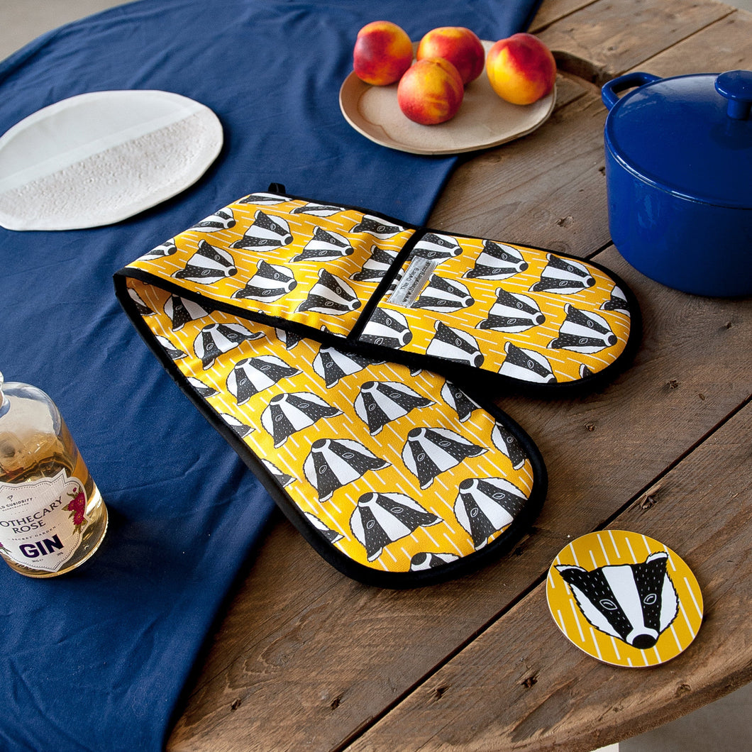 Badger Print Double Oven Gloves